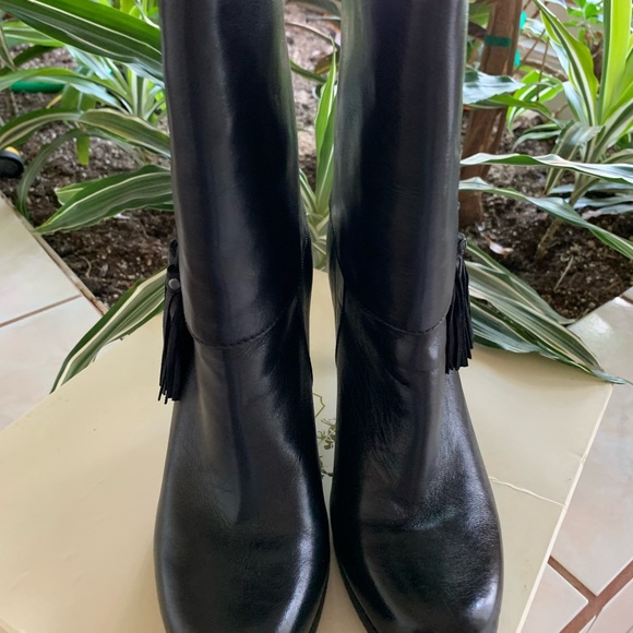 COACH SOFT LEATHER BOOTS BLACK LEGRA SIZE 8M PREOWNED IN BOX - Picture 10 of 16